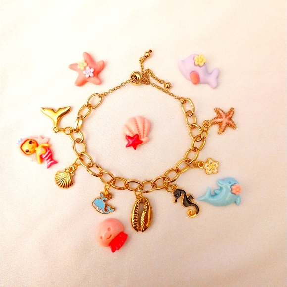 Charm bracelet - Picture 1 of 1